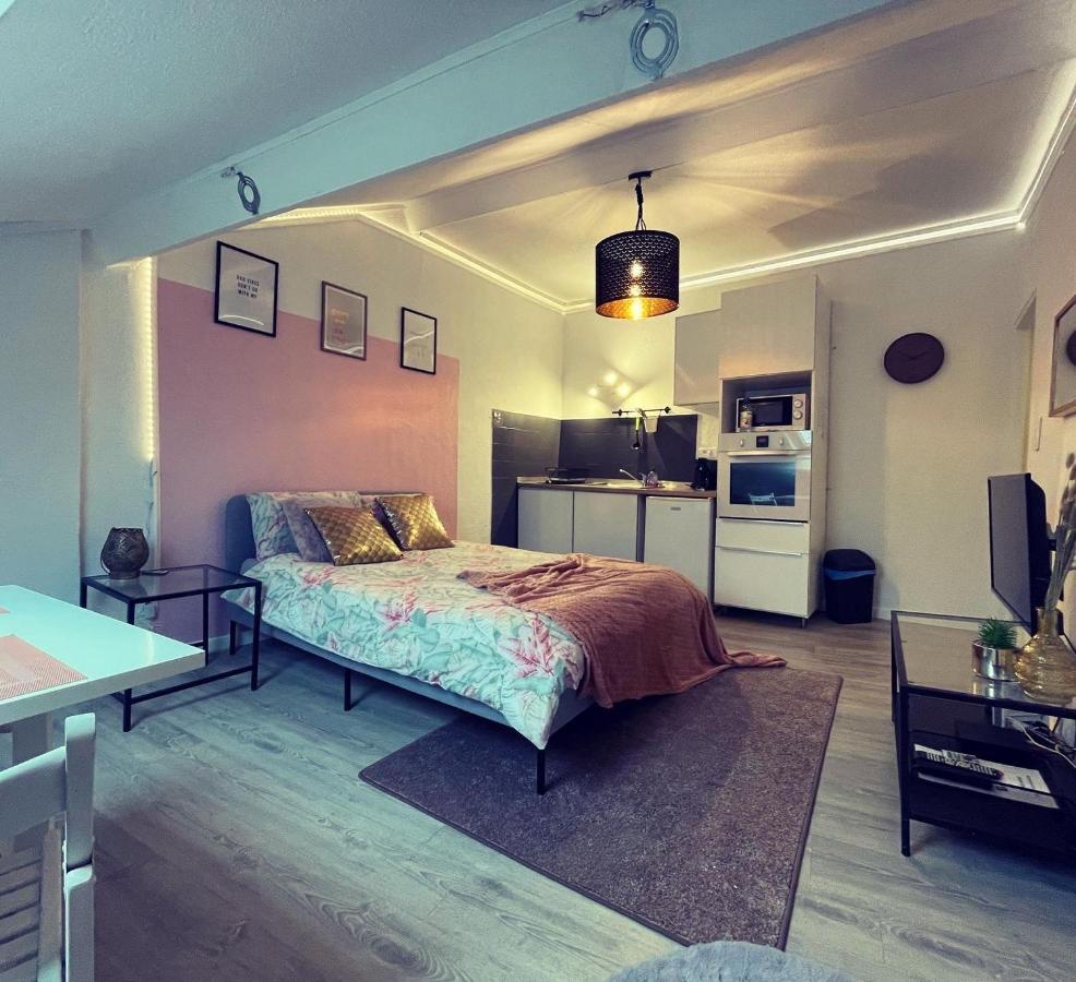 La Garde Studio Atypique Le Rocher, Climatisation, Belle Decoration Dış mekan fotoğraf
